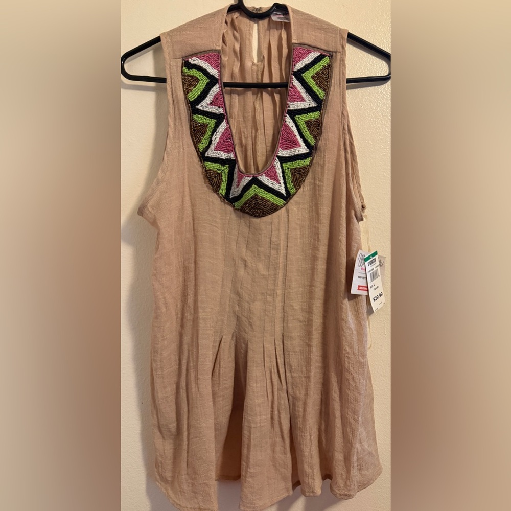 Beaded Tan Women's Top NWT Size Large Wrangler Brand